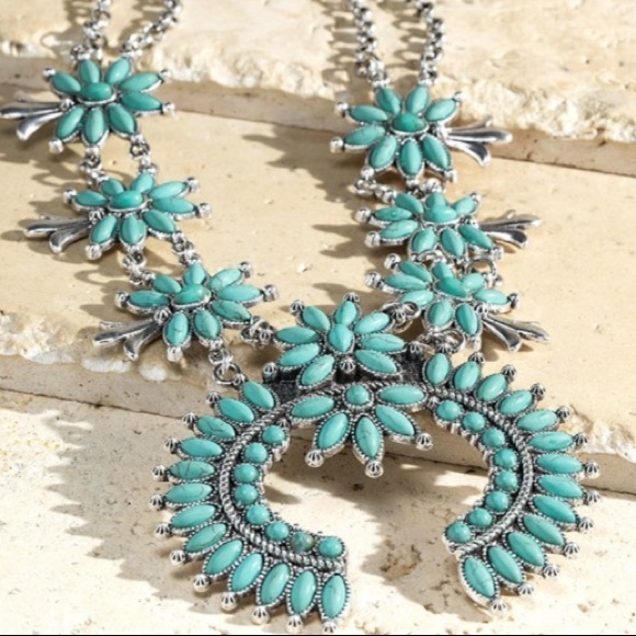 Vintage Style Squash Blossom Necklace - Picture 3 of 6